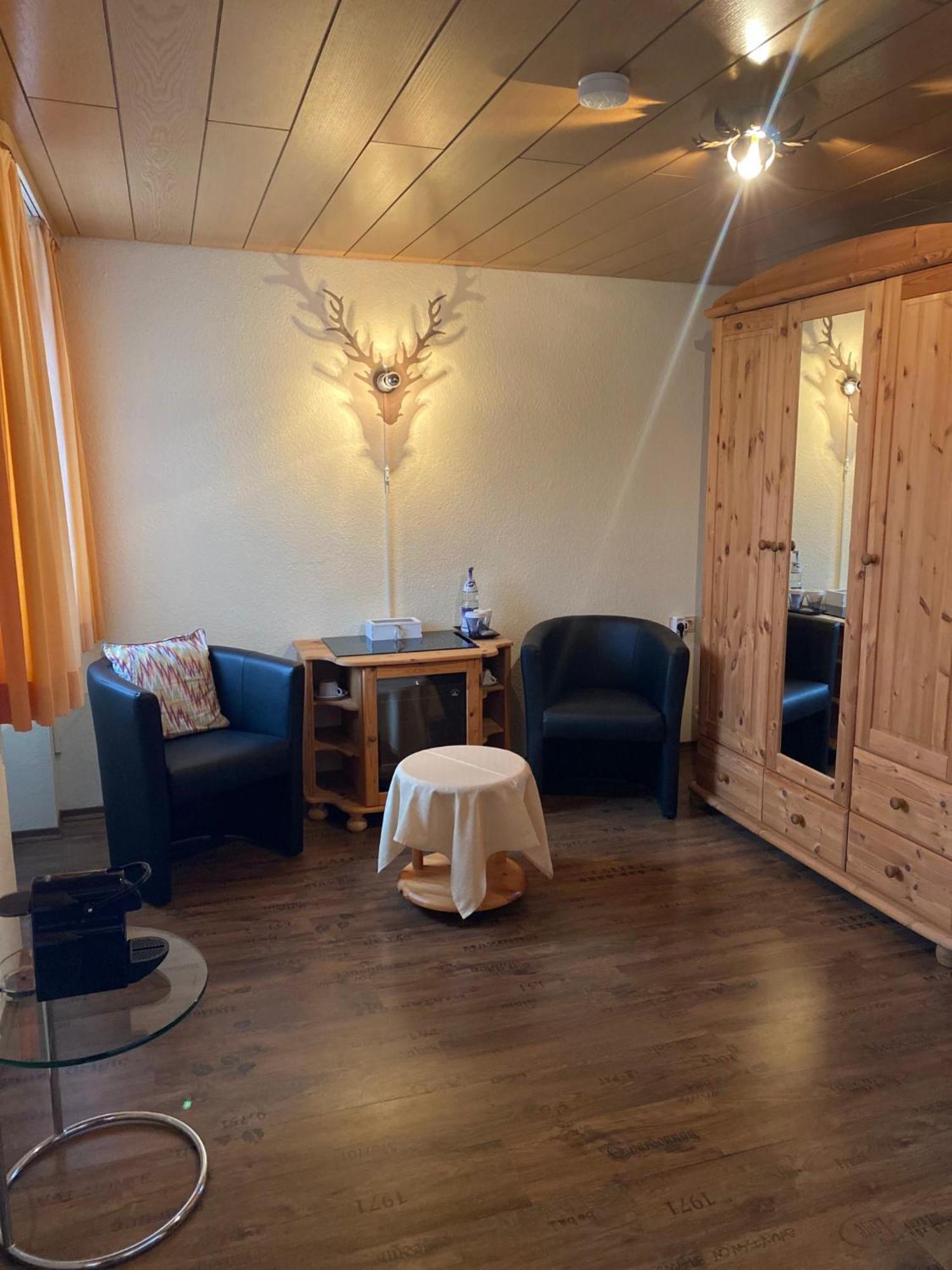 Gasthaus Zum Hirschen Ringsheim Exteriör bild