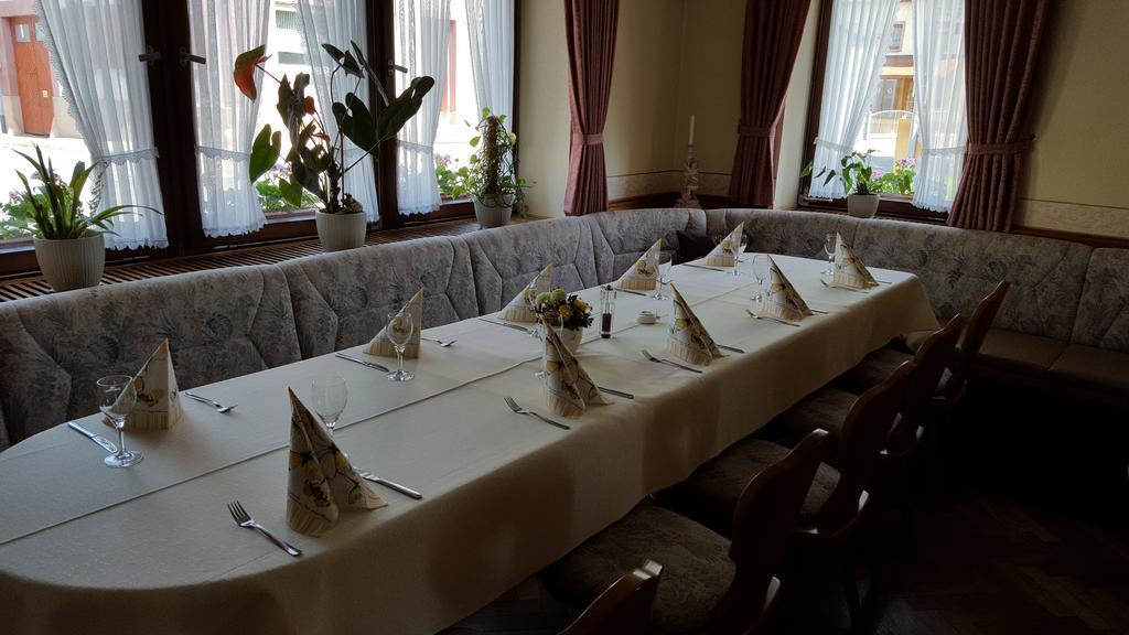 Gasthaus Zum Hirschen Ringsheim Exteriör bild