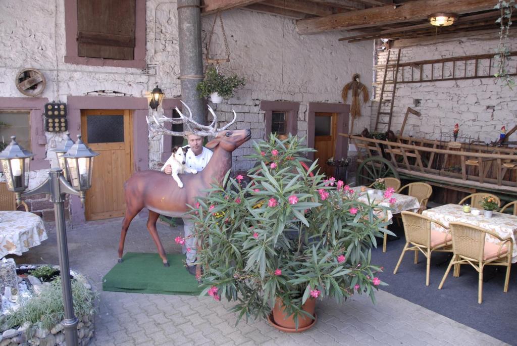 Gasthaus Zum Hirschen Ringsheim Exteriör bild